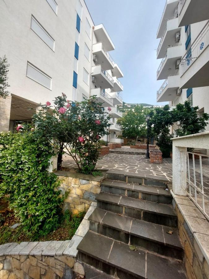 Redsun Apartment Vlorë Exterior foto