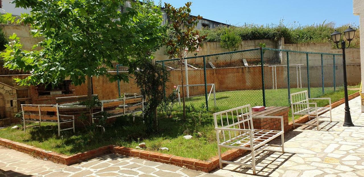 Redsun Apartment Vlorë Exterior foto